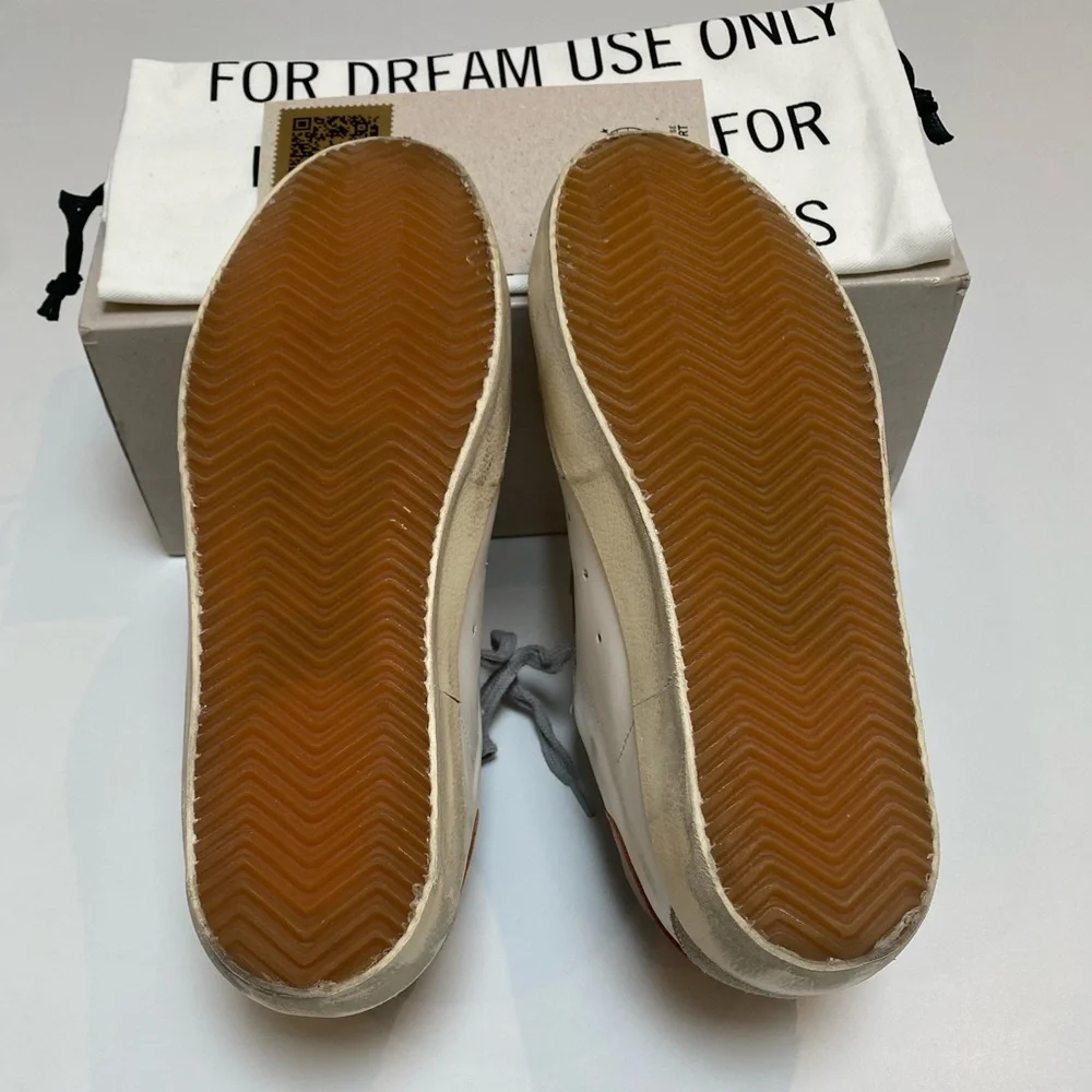 Golden Goose Superstar Sneaker in White Leather/Light Brown size 40 New in Box - Picture 9 of 13